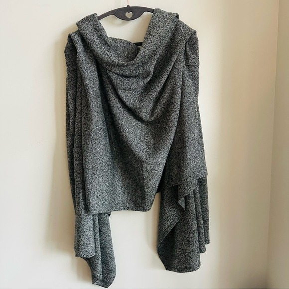Lululemon Live Freely Merino Wool Heathered Grey Wrap Sweater One Size - Picture 6 of 7